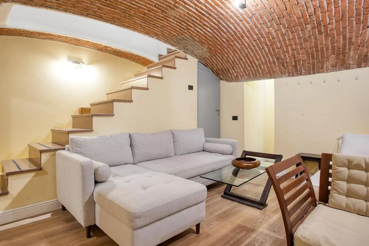 Joivy Modern And Spacious Family Flat Milano Lägenhet
