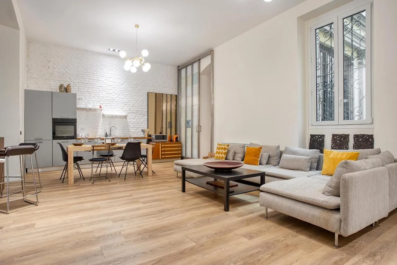 Lägenhet Joivy Modern And Spacious Family Flat Milano